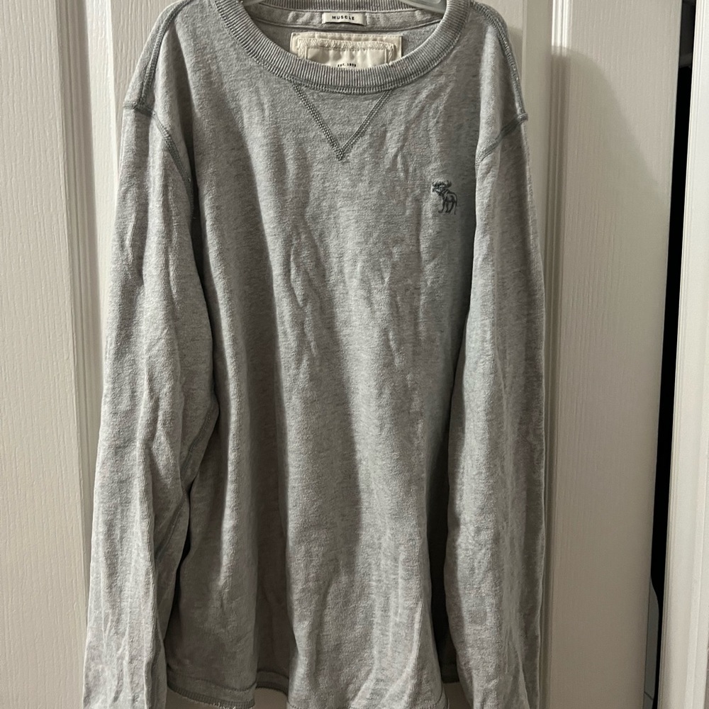 Abercrombie and finch thin shirt
